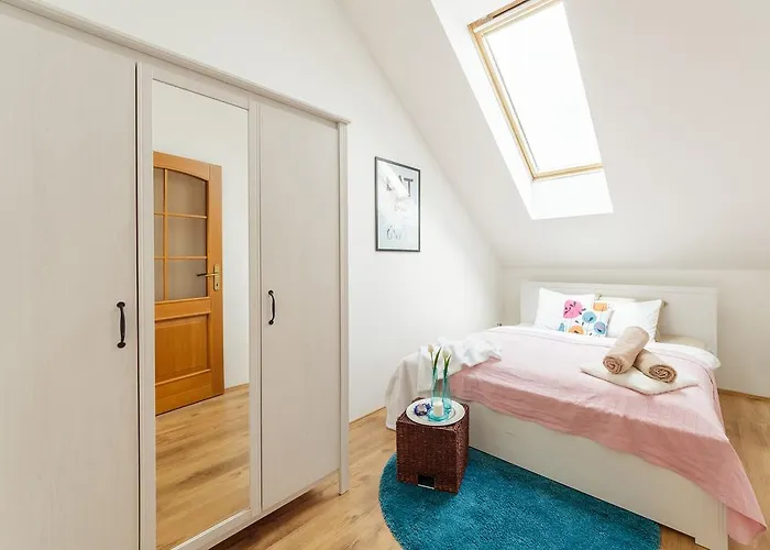 Old Town Charles 아파트